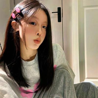 国子监来了个女弟子